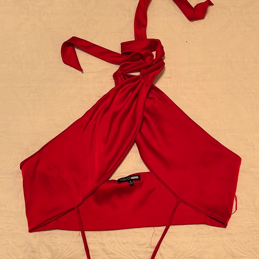 FN RED TIE TOP